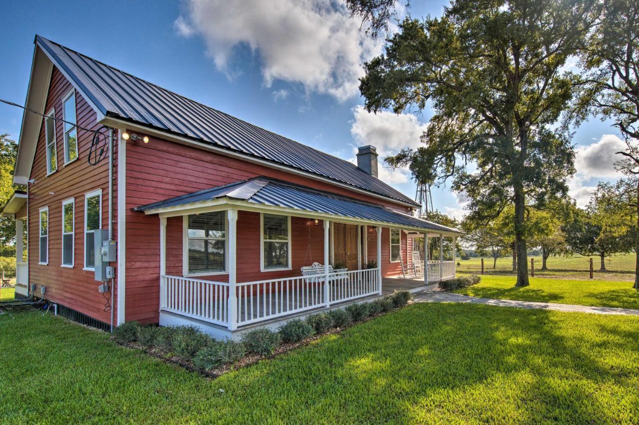 Peaceful Schulenburg Farmhouse With Fire Pit And Grill Exteriör bild